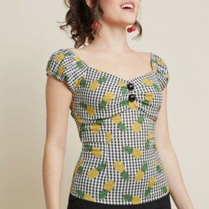 Collectif x MC Tickle Me Picnic Top in Pineapple Gingham Black White Size - S
